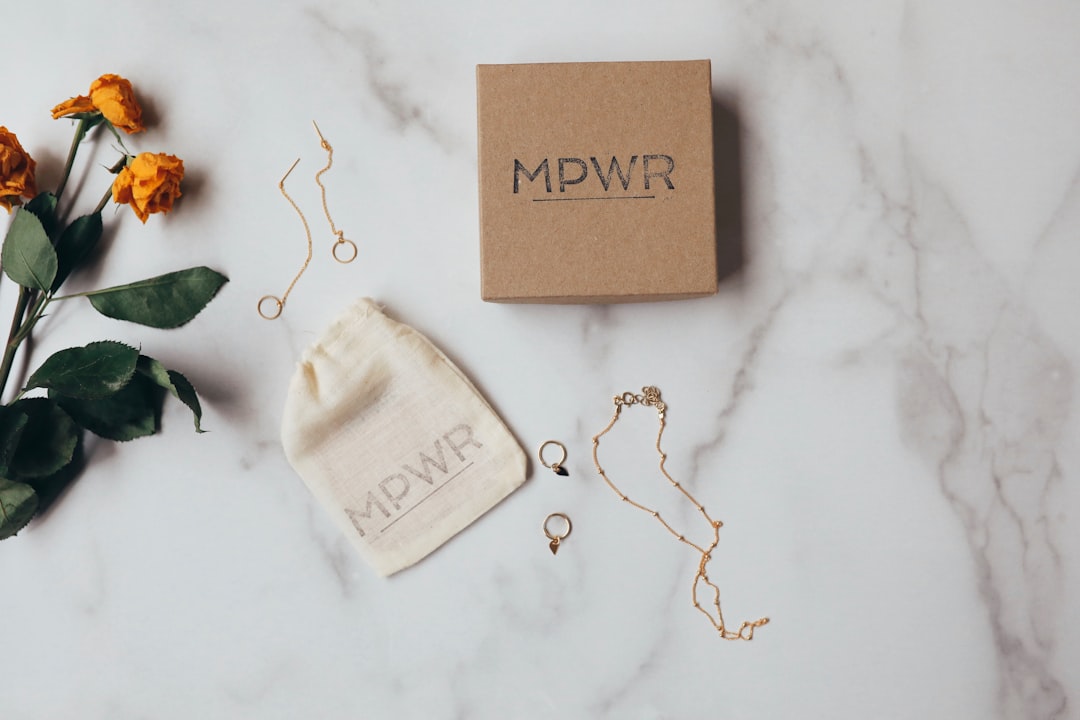 What to Look for in a Jewelry Packaging Supplier to Elevate Your Brand
