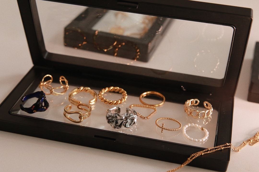 Thinking Outside the Box with These Stunning Jewelry Display Ideas