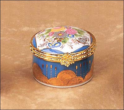 Porcelain Round Box
