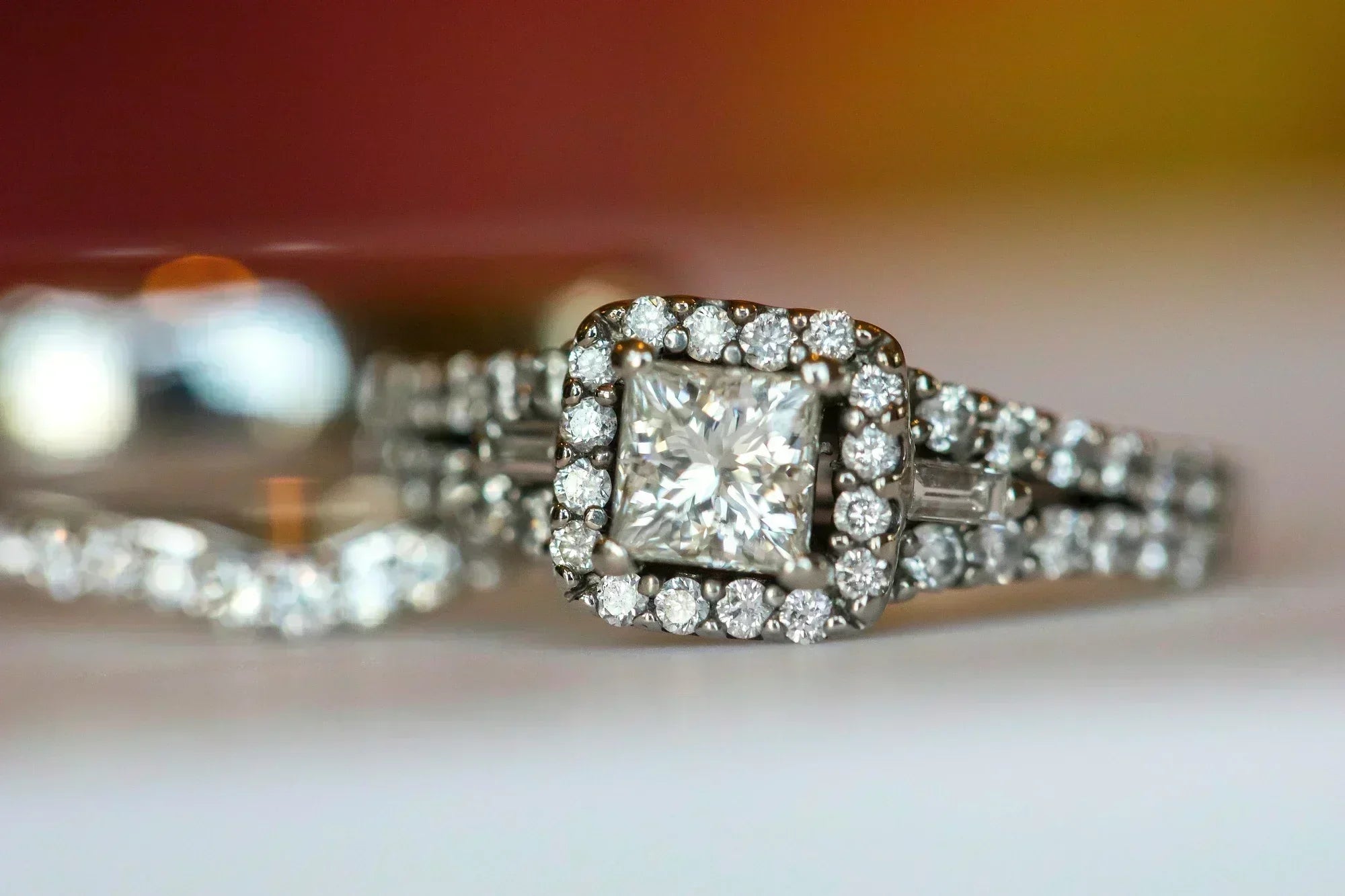 How to set a diamond in a ring