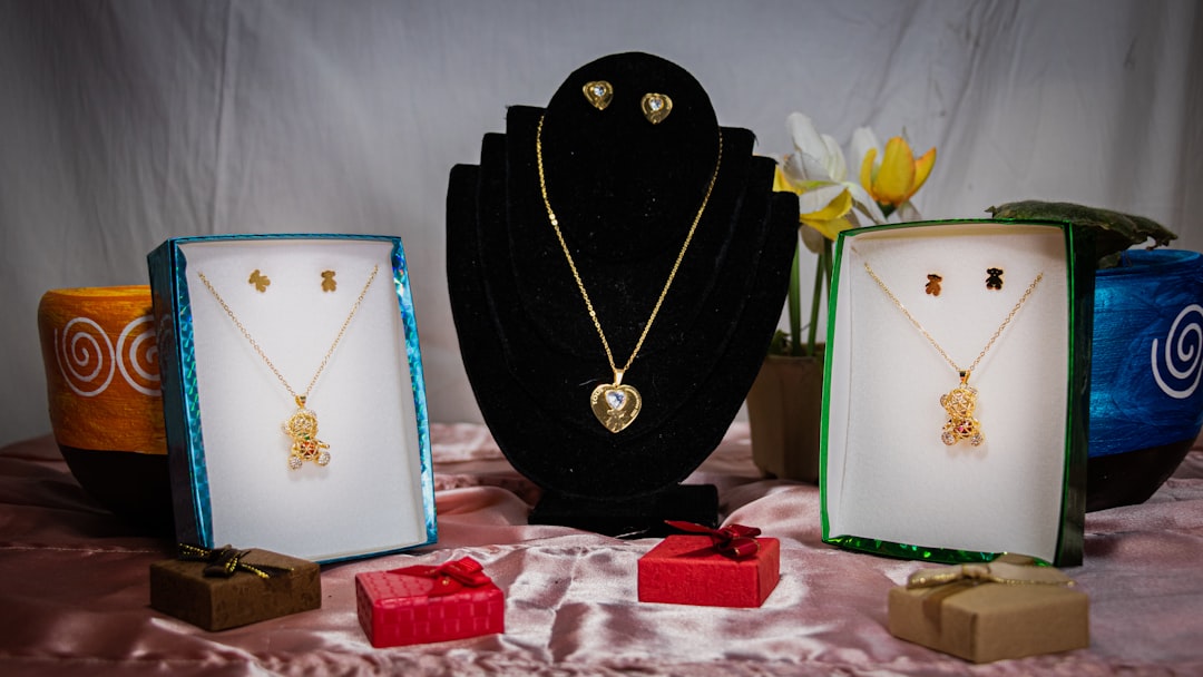 Everything You Need to Know About Cotton Filled Jewelry Boxes