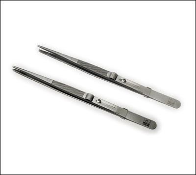 Tweezers With Lock