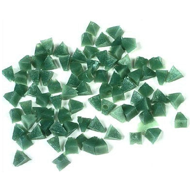 Plastic 1-4 Green Pyramids